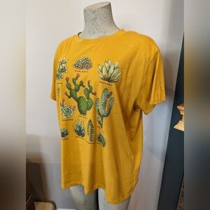 Fifth sun Cactus Tee, gold, Womens size XXL new with tags